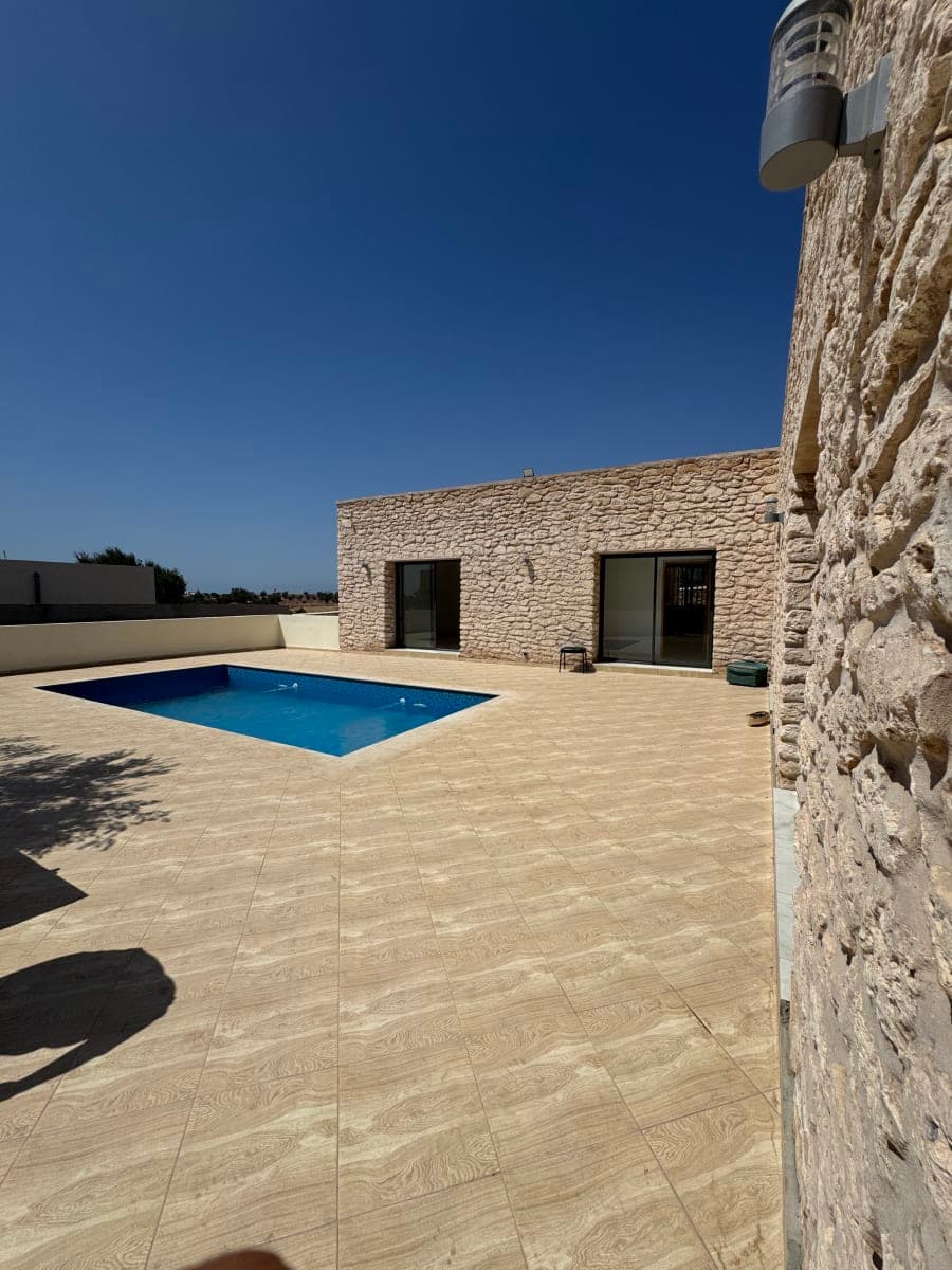 Villa à louer longue durée